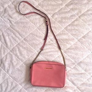 Michael Kors Jet Set Crossgrain Crossbody Pink